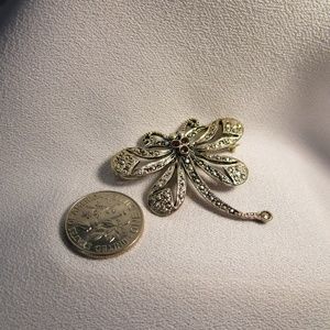 Vintage Jewelry - Whimsical Vintage Silver Dragonfly Pin Vintage Jewelry - Whimsical Vintage Silver Dragonfly Pin